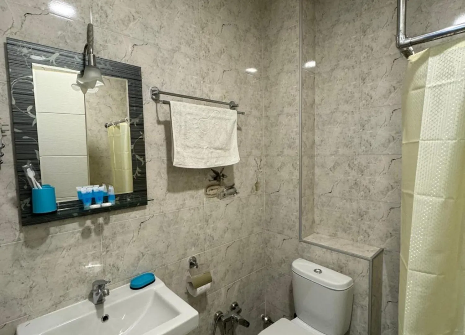 Westay Hotel Tbilisi 3*,