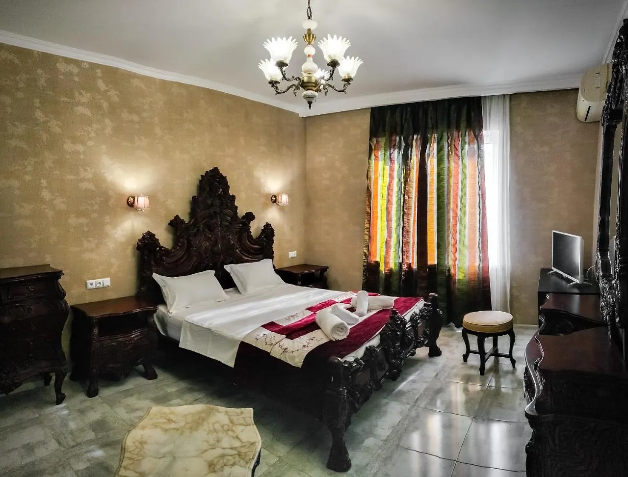 Westay Hotel Tbilisi 3*,